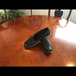 Clark’s navy women’s loafers size 10